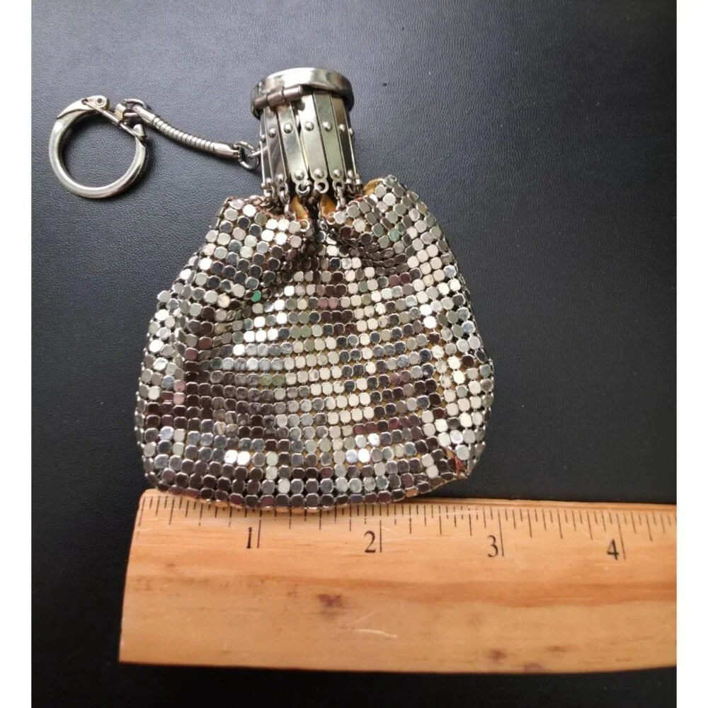 Vintage Silver Mesh Expandable Accordion Opening Keychain Chatelaine Coin Purse - Picture 6 of 7